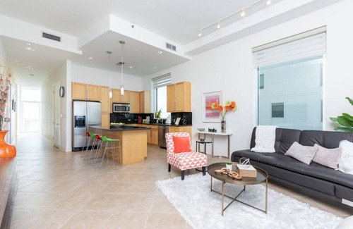 South Padre Island Apartment | Beach paradise, 28 floors above it all!