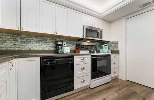 Bonita Springs Condo | Beach Paradise Awaits N.Naples/Bonita Beach