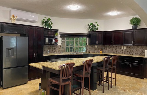 Playa del Carmen Villa | Beach, Pool, Hot Tub, Billiard Room, Arcade equals awesome vacation!