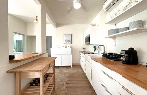 San Juan Apartment | Beach Retreat 2BR in Ocean Park Sandy Feet