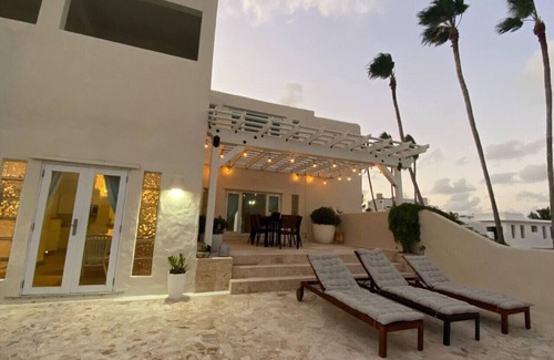 San Juan Apartment | Beach Retreat 2BR in Ocean Park Sandy Feet