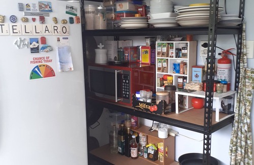 Whangarei Heads House | Beach Shack at Taurikura Bay