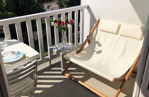 Trouville-sur-Mer Apartment | Beach side: Charming apartment, walking distance to beach and center, laundry, parking, WIFI