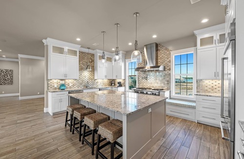 Gulf Shores House | Beach Therapy by GSVR | Beachfront Home w/Pool | Family-Friendly | Sleeps 18 + FREE Activities/Golf