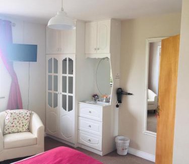 Ballydonegan Bed & Breakfast | Beach View Bed & Breakfast