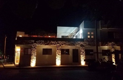 Colonia Meteorologico House | Beach View Palapa with 2 Bedroom Penthouse Across from Isla Village