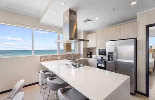 Eagle Beach Condo | Beach View - Vista Paradiso 2BR condo - LV410