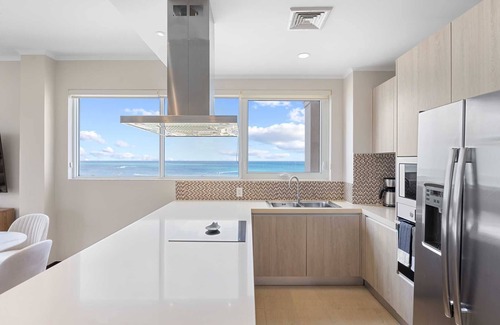 Eagle Beach Condo | Beach View - Vista Paradiso 2BR condo - LV410