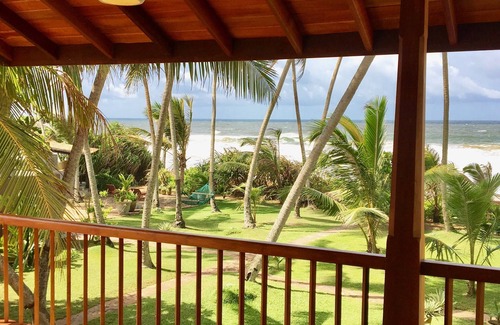Boossa Villa | Beach Villa - perfect pool - great garden - superb staff. PURE PARADISE!