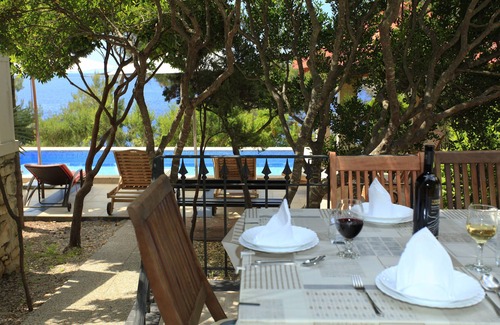 Potirna Villa | Beach villa with pool, boat dock, parking for 8 persons Korcula