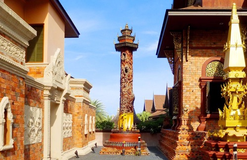 Lamai Resort | Beach Villa with Real Thai style. Located directly on Lamai Beach.
