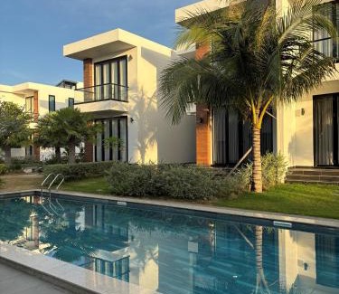 Long Hai Villa | Beach villas ideal for families & groups to get together & retreat