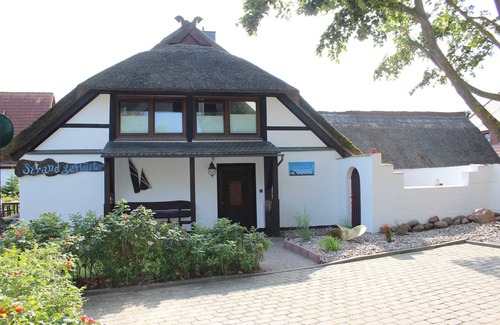 Ostseebad Ahrenshoop Apartment | Beach whispers on the ground floor - Strandgeflüster