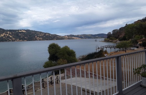Clearlake House | Beach? yes. Location? different-exceptional.A Comfortable home? yes.