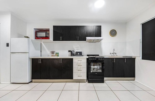 Peregian Beach Apartment | Beachcomber Peregian Beach