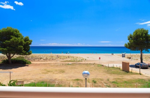 Vandellos i l'Hospitalet de l'Infant Apartment | Beachfront apartment perfect for families · UHC ARCO DEL SOL 277