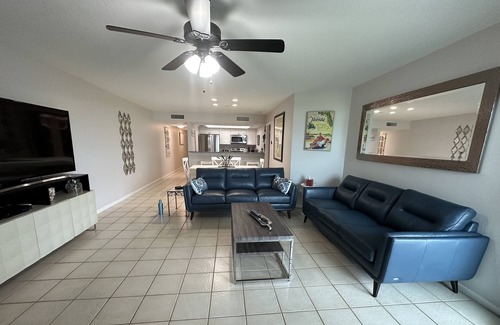 Clearwater Beach Condo | BEACHFRONT 2 BED 2 BATH CONDO - RIGHT ON THE BEACH