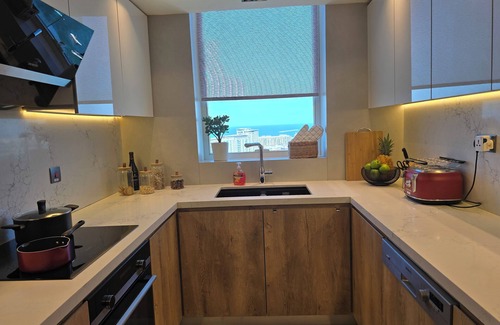 Dubai Marina Apartment | Beachfront, 250° view, private beach, high floor