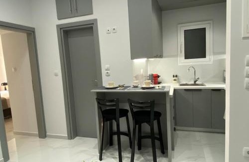 Loutraki Apartment | Beachfront 2Bedroom Flat SeaView