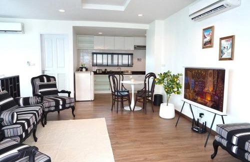 Ban Bang Saen Apartment | Beachfront 70 sqm Premier Sea View and Pool View Family Room FREE DISNEY PLUS