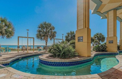 Ocean Drive Resort | Beachfront Amenities, Ocean Boulevard Resort, 2-Bedroom Suite