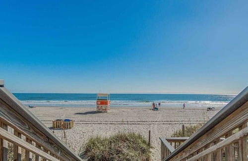 Ocean Drive Resort | Beachfront Amenities, Ocean Boulevard Resort, 2-Bedroom Suite