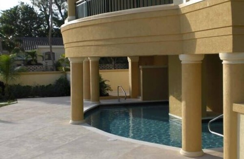 St. Lawrence Gap Apartment | Beachfront Apartment at Dover Beach, St Lawrence