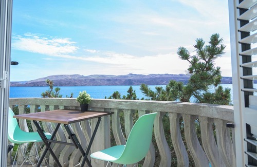 Karlobag Apartment | Beachfront Apartment Carlo - top 1