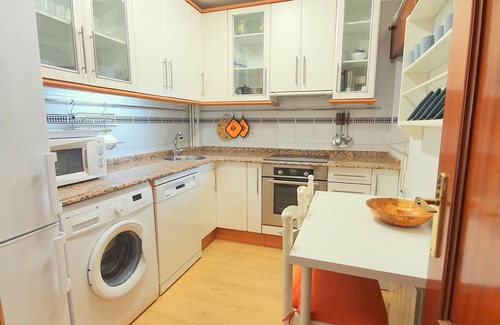 Comillas Apartment | Beachfront apartment with garden in Comillas
