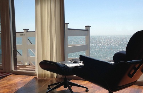 Bexhill-on-Sea Apartment | Beachfront Apartment For Adults Only For A Luxury Seaside Escape