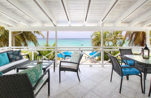 Old Trees Bay Apartment | Beachfront apt on stunning paynes bay - Bora Upper