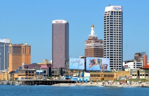 Atlantic City Resort | Beachfront Atlantic City, NJ 2 - Two Bedroom Suites Available (Sleep up to 12)
