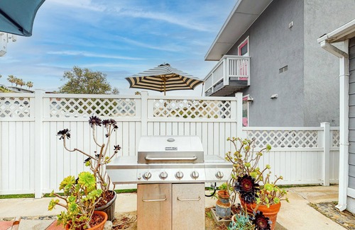 Townsite House | Beachfront beauty steps from the sand with views, vibes, and a private BBQ patio