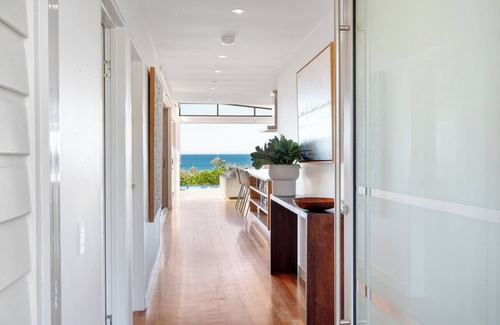Coolum Beach House | Beachfront Bliss @ Peregian Beach