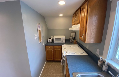Old Lyme House | Beachfront Bliss , Inviting 3 bedroom + loft at Hawks Nest Beach!