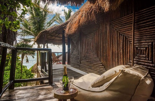 Soliman Bay House | Beachfront Bungalow in Soliman Bay