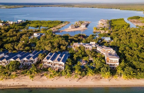 Plantation House | Beachfront Hideaway! Pool, Beachfront, Free Airport Shuttle, Parking