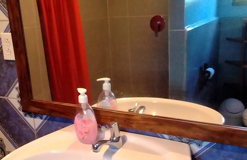Gales Point Apartment | Beachfront Cabana Apartment 6 with Free Access to Swimming Pool, WIFI …