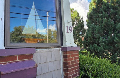 Lorain House | Beachfront Century Home Boasts A Million Dollar View