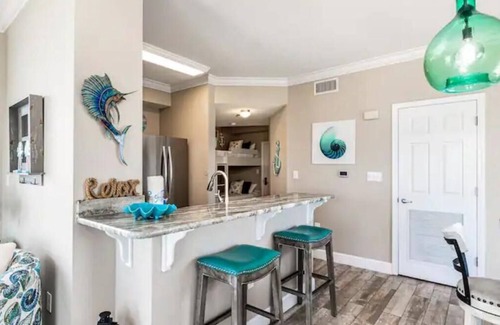 El Centro Beach Condo | Beachfront condo in Panama City Beach! Beautiful Views! Come escape and relax!