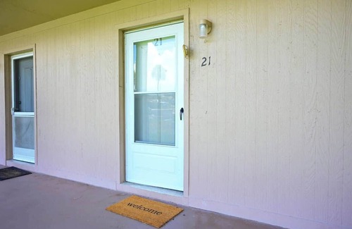 Cocoa Beach Condo | Beachfront Condo at Diplomat – Steps to Sand