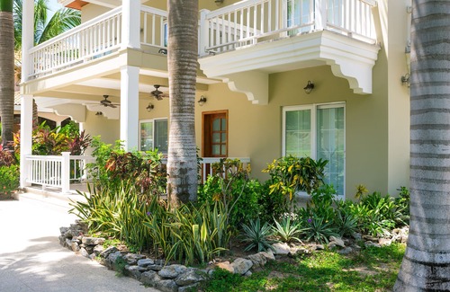 Lawson Rock Condo | Beachfront Condo in Desirable Lawson Rock Community