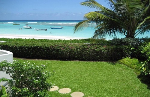 Worthing Apartment | Beachfront Cosy and Romantic Condo - Nautilus