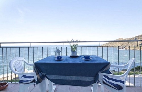 Port de la Selva Apartment | Beachfront Tamariua Costa Brava