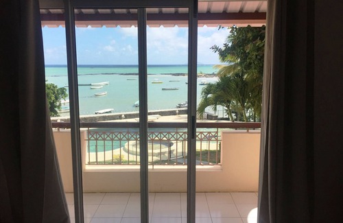 Grand Gaube Villa | Beachfront family bungalow with pool and top view - by feelluxuryholidays