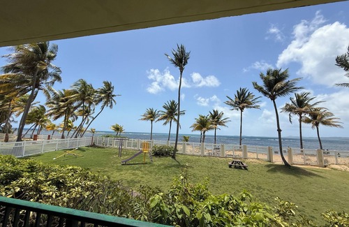 La Pared Apartment | Beachfront Garden Apartment with Ocean View. This unit is fully equipped.