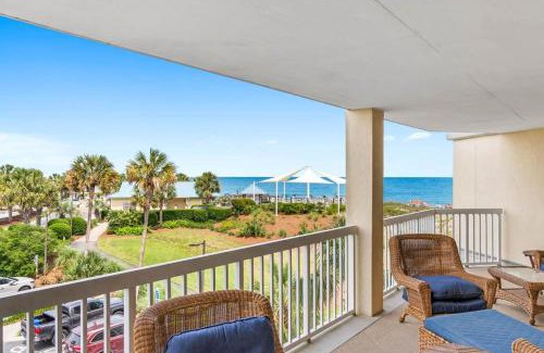 Litchfield by the Sea House | Beachfront Getaway Luxurious 3BR with Ocean Views