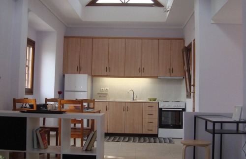 Aristotelis House | Beachfront stylish maisonette in Ierissos - Beach house by the sea!