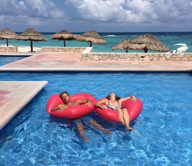 Akumal Apartment | Beachfront Hammock Heaven