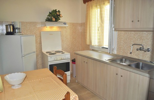 Agios Gordios House | Beachfront holiday house Eftichia
